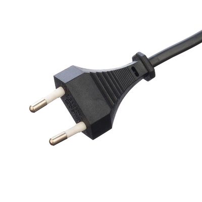 グラウンドしないヨーロッパVDE 2 角丸ピン 2.5A 防水プラグ ブラック電池ケトル用の電源コード延長コード