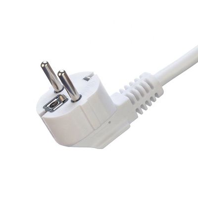 Eu 電源帯 4 つの出力帯 定電10/16A ホワイト・オーバージェス・プロテクターケーブル H05VV-F 3x1.5mm2