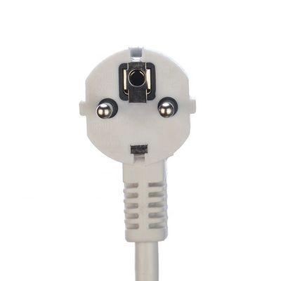 Eu 電源帯 4 つの出力帯 定電10/16A ホワイト・オーバージェス・プロテクターケーブル H05VV-F 3x1.5mm2