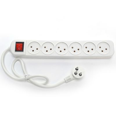 接地標準電源ストリップ 6 方向拡張ソケットとユニバーサル電源拡張コードソケット