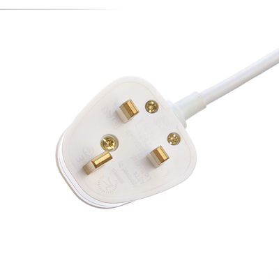 EU標準電源ストリップ 4つの出口 超電圧保護スイッチ USB A出力ポート H05VV-F 3x1.25MM2ケーブルと英国 3ピンプラグ