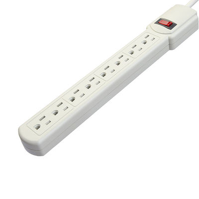 2.5 FT電源ストリップ 6 つの出口とオーバーロードファイューズ・オーバージェード・プロテクター NEMA 5-15P 男性端タイプ オーダーメイド