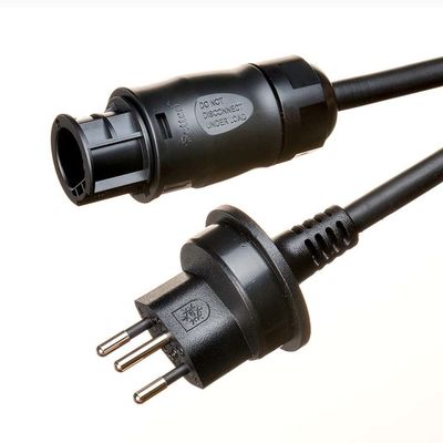 16A/250V 電流/電圧率 H07RN-F 3X1.5MM2 ゴムケーブル シングルマイクロインバーター用のIC05接続器へのIP44のシュコプラグ