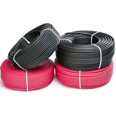 1x4mm2 XLPE ハロゲンフリー太陽光DC電源ケーブル PVパネル TUV 5級承認 柔軟な缶詰銅 長さ100M/1ロール
