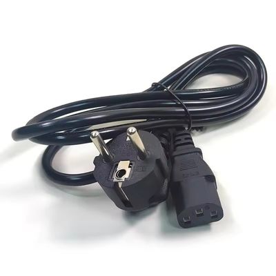 電源プラグ 1.5M またはカスタマイズされたケーブル長さ 純銅のヨーロッパ電源コード AC 3 尖端プラグ C13 と接地線延長